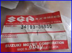 Genuine Suzuki Nos 34193-38b00 Meter Clock Case Bracket Vs1400