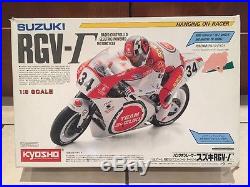 Kyosho Vintage Suzuki RGV500 Hang On Rider NOS 1/8 Motorbike Kevin Schwantz