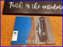 NEW? 2005 BMW Z4 OWNERS MANUAL COUPE ROADSTER (NOS) NEW OLD STOCK 2.5i 3.0i