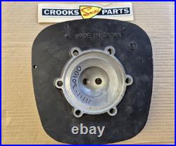 NOS 11111-30100 TM250 1972 / 1973 Genuine Suzuki Cylinder Head with some marks NOS 11111-30100 TM250 1972 / 1973 Genuine Suzuki Cylinder Head with some marks