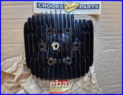 NOS 11111-41501 1978 / 1979 PE175 C / N Genuine Suzuki Cylinder Head