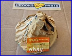 NOS 12221-14212 RM465 X 1981 Genuine Suzuki Right Hand Crankshaft Half NOS 12221-14212 RM465 X 1981 Genuine Suzuki Right Hand Crankshaft Half