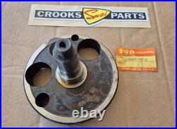 NOS 12221-14212 RM465 X 1981 Genuine Suzuki Right Hand Crankshaft Half NOS 12221-14212 RM465 X 1981 Genuine Suzuki Right Hand Crankshaft Half