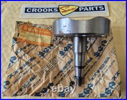 NOS 12261-41500 PE175 C 1978 Genuine Suzuki Left Hand Crankshaft Half