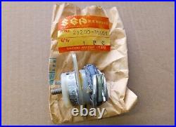 NOS 23200-30001 RL250 TS250 1973 to 1976 Genuine Suzuki Clutch Release Assy