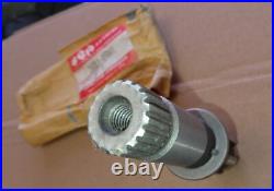 NOS 26211-05D01 RMX250 / RM250 / RM125 Genuine Suzuki Kickstart Shaft NOS 26211-05D01 RMX250 / RM250 / RM125 Genuine Suzuki Kickstart Shaft