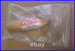 NOS 26211-05D01 RMX250 / RM250 / RM125 Genuine Suzuki Kickstart Shaft NOS 26211-05D01 RMX250 / RM250 / RM125 Genuine Suzuki Kickstart Shaft