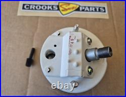 NOS 34110-33231 GSX400F 1981 to 1983 Genuine Suzuki Speedometer Assy. / Speedo NOS 34110-33231 GSX400F 1981 to 1983 Genuine Suzuki Speedometer Assy. / Speedo