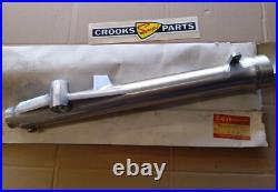 NOS 51140-40212 RM100 1980/1981 Genuine Suzuki Left Hand Outer Fork Tube NOS 51140-40212 RM100 1980/1981 Genuine Suzuki Left Hand Outer Fork Tube