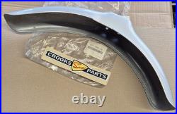 NOS 53111-46401-13L RM50 / DS80 C 1978 Genuine Suzuki Silver Front Mudguard