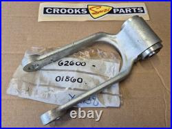 NOS 62600-01860 RM125 H/J 1987/1988 Rear Suspension Cushion Lever Rod Set