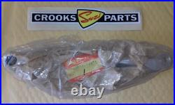 NOS 62600-14871 1983 RM250 D Suzuki Right Hand Rear Suspension Cushion Lever Rod NOS 62600-14871 1983 RM250 D Suzuki Right Hand Rear Suspension Cushion Lever Rod