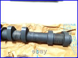NOS Suzuki RF GSXR 600 GSX-R600 92-1993 CAMSHAFT, INTAKE 12711-18E00 12711-21E00