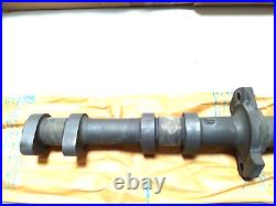 NOS Suzuki RF GSXR 600 GSX-R600 92-1993 CAMSHAFT, INTAKE 12711-18E00 12711-21E00