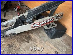 Nos Suzuki DR-Z400SM DRZ 400 SWINGING ARM ASSY, REAR 61000-29F70 61000-29F30