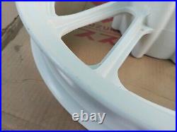 Nos Suzuki GSX600 GSX 600 F GSX600F Wheel, Front (17xmt2.50) 54111-30B03-28W