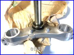 Nos Suzuki GSXR 600 GSX-R600 1996-2000 Front STEM, STEERING 51410-34E00