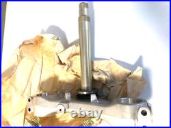 Nos Suzuki GSXR 600 GSX-R600 1996-2000 Front STEM, STEERING 51410-34E00