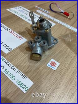 SUZUKI GT250 KLMABC 73-78 NOS Oil Pump Assembly pt 16100-18620 NEW