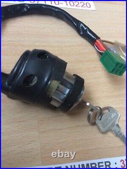 SUZUKI SB200 NOS IGNITION SWITCH PT NO 37110-10220 s/s 37110-10222 NEW 2 X KEYS