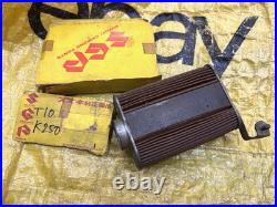 Suzuki 250 T10 T-10 RH Air Cleaner Filter NOS Genuine Japan P/N 00041-01556
