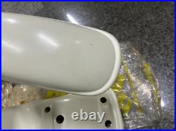 Suzuki 71-73 TS125 TS125R/J/K 73 TS185 TS185K Front&Rear Fender White NOS Japan Suzuki 71-73 TS125 TS125R/J/K 73 TS185 TS185K Front&Rear Fender White NOS Japan