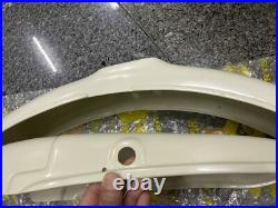 Suzuki 71-73 TS125 TS125R/J/K 73 TS185 TS185K Front&Rear Fender White NOS Japan Suzuki 71-73 TS125 TS125R/J/K 73 TS185 TS185K Front&Rear Fender White NOS Japan