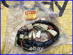 Suzuki 73-77 GT185 TC185 K/L/M/A/B Wiring Harness A NO. 1 NOS Genuine 36610-36102 Suzuki 73-77 GT185 TC185 K/L/M/A/B Wiring Harness A NO. 1 NOS Genuine 36610-36102