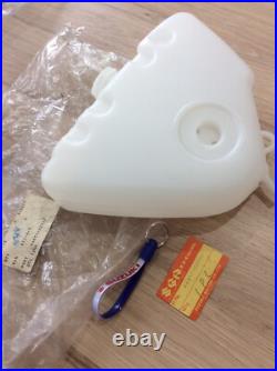 Suzuki A100 Nos Oil Tank Resevoir New In Suzuki Parts Bag Pt 44611-22502