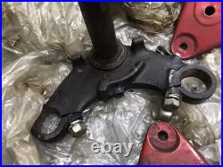 Suzuki A80 A100 A100-4 A100K/L/M Bracket Headlamp Red &Steering Stem&Head NOS Suzuki A80 A100 A100-4 A100K/L/M Bracket Headlamp Red &Steering Stem&Head NOS