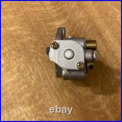 Suzuki GP 100/125 oil pump assembly 16100-39300 NOS