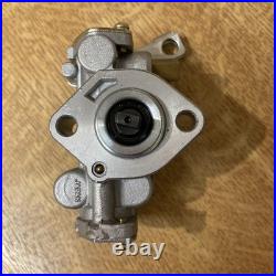 Suzuki GP 100/125 oil pump assembly 16100-39300 NOS
