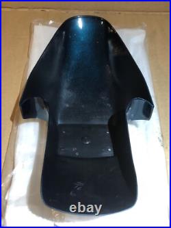 Suzuki GSF1200 Bandit 96-00 NOS OE Front Mudguard Fender Green 53111-17C21-Y98 Suzuki GSF1200 Bandit 96-00 NOS OE Front Mudguard Fender Green 53111-17C21-Y98