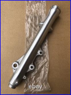 Suzuki GSX750 ET/EX 1980-1981 NOS OEM Lower Left Fork Leg Casing 51140-45400 Suzuki GSX750 ET/EX 1980-1981 NOS OEM Lower Left Fork Leg Casing 51140-45400