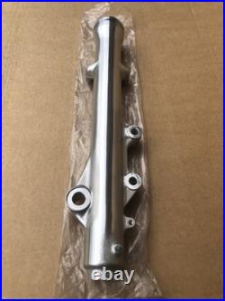 Suzuki GSX750 ET/EX 1980-1981 NOS OEM Lower Left Fork Leg Casing 51140-45400 Suzuki GSX750 ET/EX 1980-1981 NOS OEM Lower Left Fork Leg Casing 51140-45400