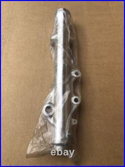 Suzuki GSX750 ET/EX 1980-1981 NOS OEM Lower Left Fork Leg Casing 51140-45400 Suzuki GSX750 ET/EX 1980-1981 NOS OEM Lower Left Fork Leg Casing 51140-45400