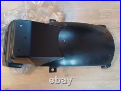 Suzuki GSXR750 1st gen 1985 1987 NOS new rear mudguard fender genuine GSX-R750