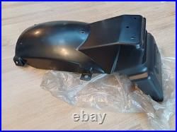 Suzuki GSXR750 1st gen 1985 1987 NOS new rear mudguard fender genuine GSX-R750