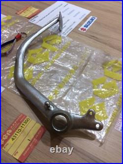 Suzuki GT250 X7 E EN NOS REAR BRAKE PEDAL ASSEMBLY NEW IN BAG PT 43110-11300