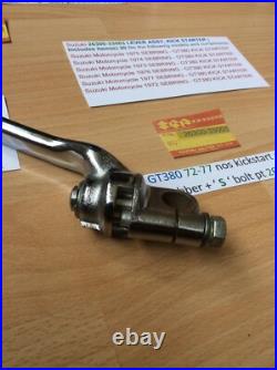 Suzuki GT380 72-77 nos kickstart assembly with' S' rubber + bolt 26300-33003