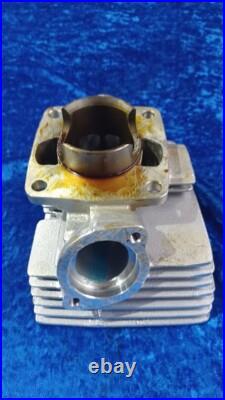 Suzuki GT380 Right Hand Cylinder 11210-33100 /1 /2 NOS Genuine Rare