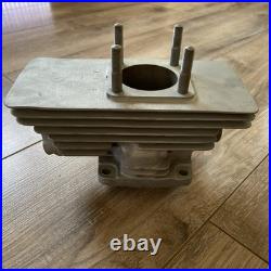 Suzuki GT550 J/K NOS Centre Cylinder