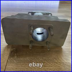 Suzuki GT550 J/K NOS Centre Cylinder