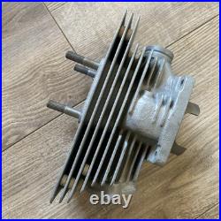 Suzuki GT550 J/K NOS Centre Cylinder