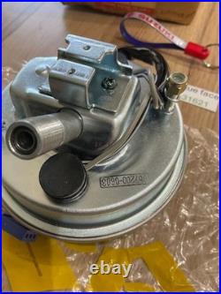 Suzuki GT750 lma 74-76 nos blue face tachometer new in box 34201-31621 perfect