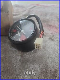 Suzuki GT 185 Adventure Rev Counter Tachometer Genuine NOS New