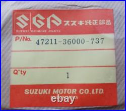 Suzuki Genuine GT185 GT125 LH Side Panel 47211-36000 -737 Stardust Silver NOS