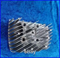 Suzuki Genuine T250 TT250 Cylinder Head L/H Part No. 11121-18610 Mint NOS