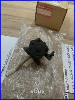 Suzuki Gt250 Abc 76-78 Gt500 A + B 76-77 Nos Fuel Cock Assembly 44300-15600 New