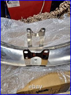 Suzuki Gt750 Front Mudguard Nos
